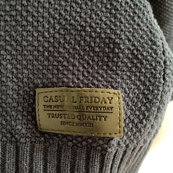 Casual Friday Sweater - Picture 4 of 4